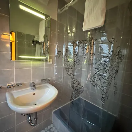 Waldschaenke מלון *