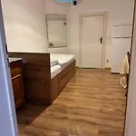 Otel Waldschaenke Berlin